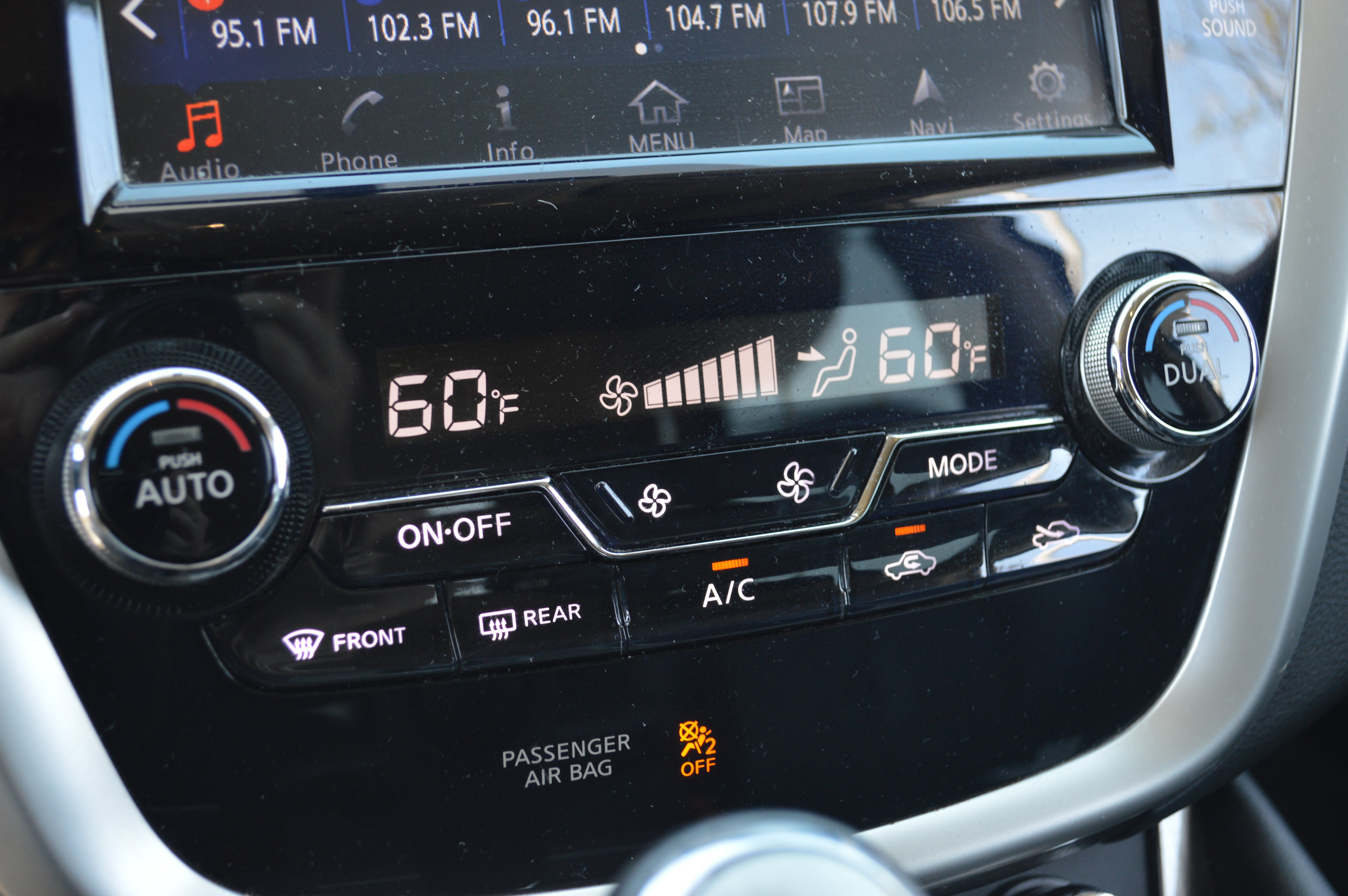Used 2017 Nissan Murano Platinum w/ Platinum Technology Package FWD image 23