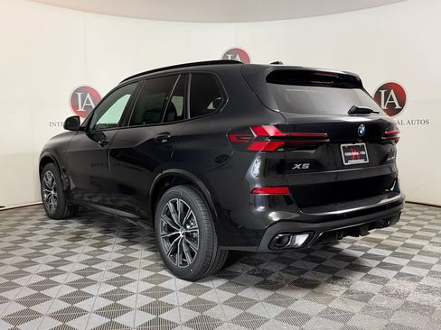New 2026 BMW X5 xDrive40i w/ M Sport Package AWD/4WD image 9