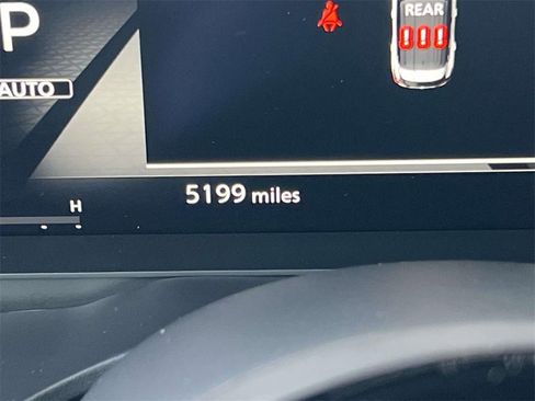 Certified 2024 Nissan Rogue SL w/ SL Premium Package image 22