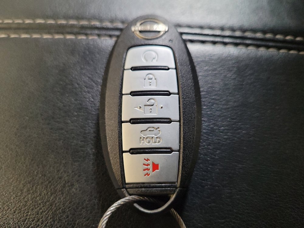 Used 2025 Nissan Altima 2.5 SV FWD image 32