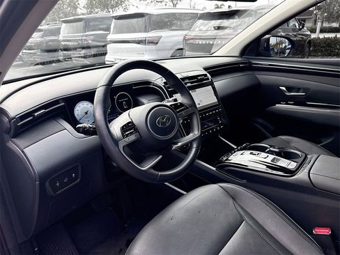 Used 2023 Hyundai Tucson Limited image 10