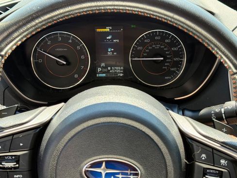 Used 2021 Subaru Crosstrek 2.5i Limited w/ Moonroof Package 2 AWD/4WD image 11
