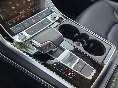 Certified 2023 Audi Q8 Premium Plus w/ Premium Plus Package AWD/4WD image 26
