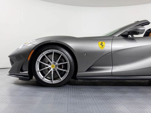 Used 2023 Ferrari 812 GTS RWD image 11