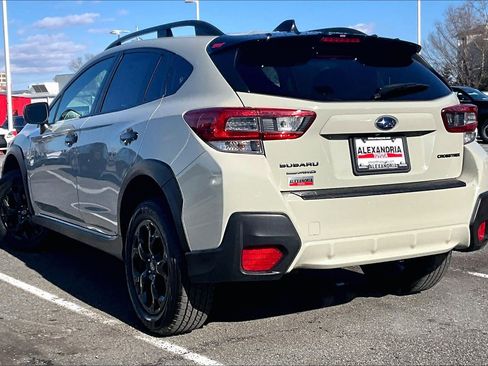 Used 2023 Subaru Crosstrek 2.0i Premium w/ Special Edition image 10
