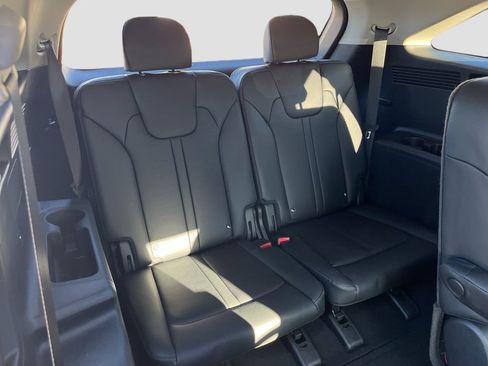 Certified 2025 Kia Sorento EX image 28