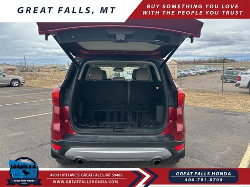 Used 2019 Ford Escape SEL image 9