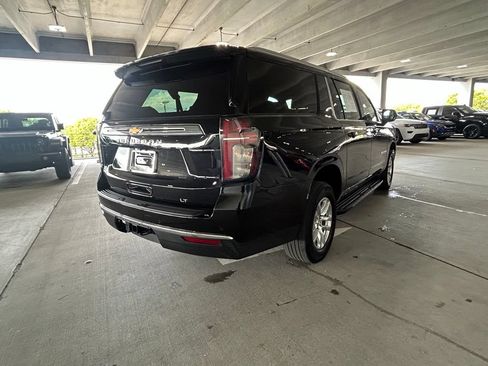 Used 2024 Chevrolet Suburban LT AWD/4WD image 5