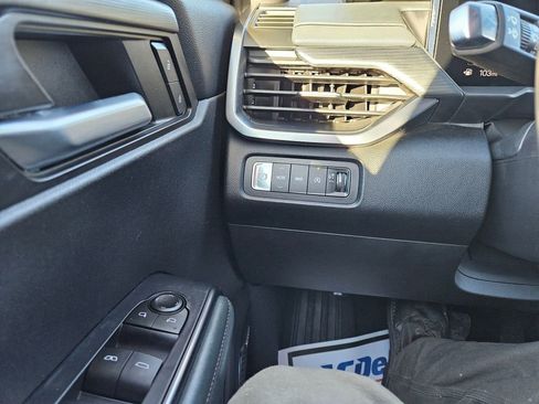 Used 2024 GMC Acadia AT4 w/ Super Cruise Package image 13