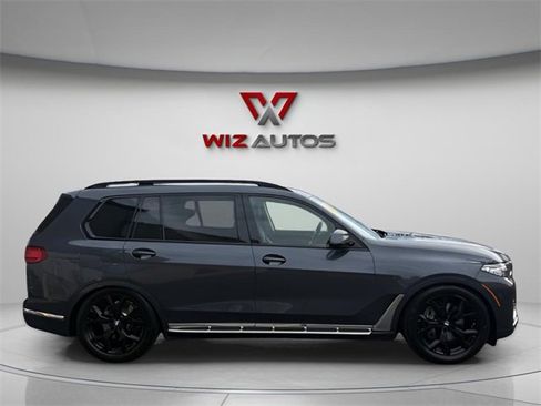 Used 2021 BMW X7 xDrive40i w/ Cold Weather Package image 4
