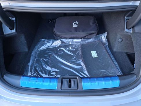 New 2026 Porsche Taycan GTS image 27