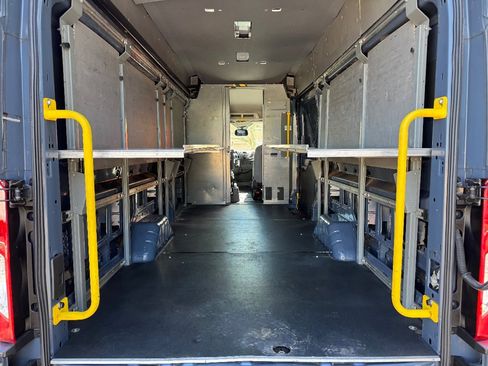 Used 2019 Ford Transit 250 148 High Roof Extended image 8