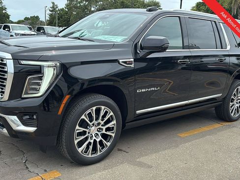 New 2026 GMC Yukon XL Denali w/ Denali Reserve Package RWD image 3
