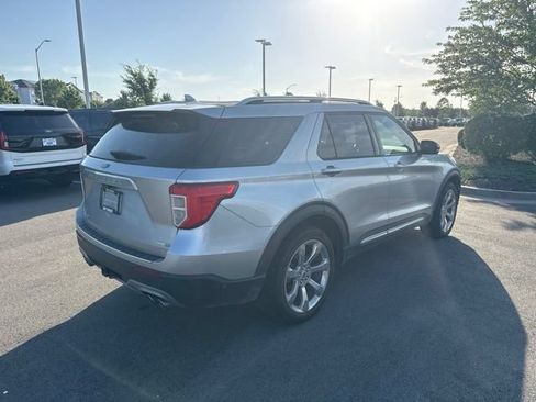 Used 2020 Ford Explorer Platinum w/ Premium Technology Package AWD/4WD image 7