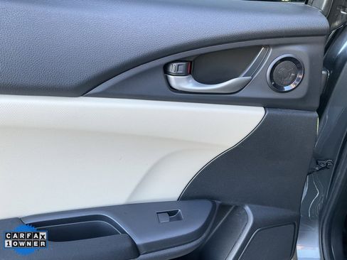 Used 2019 Honda Civic EX image 47