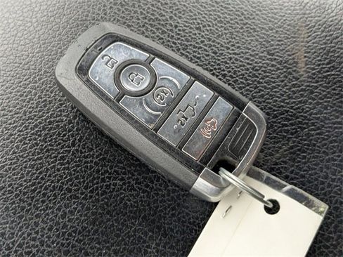 Used 2021 Ford F250 Lariat w/ Lariat Ultimate Package image 28