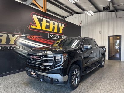 Used 2023 GMC Sierra 1500 SLT w/ SLT Premium Package