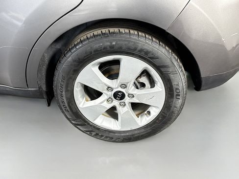 Used 2018 Kia Soul image 35