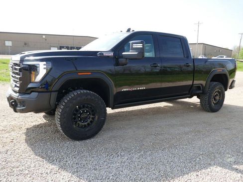 New 2026 GMC Sierra 2500 AT4X w/ AT4X AEV Edition AWD/4WD image 10