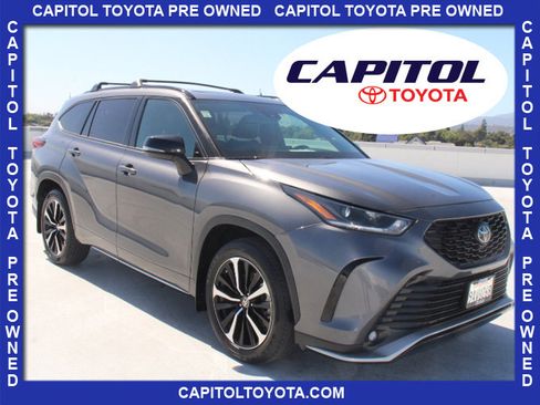 Used 2022 Toyota Highlander XSE FWD image 1