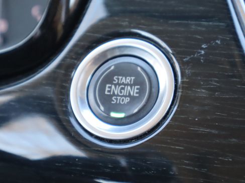 Used 2020 Cadillac XT6 Premium Luxury image 32