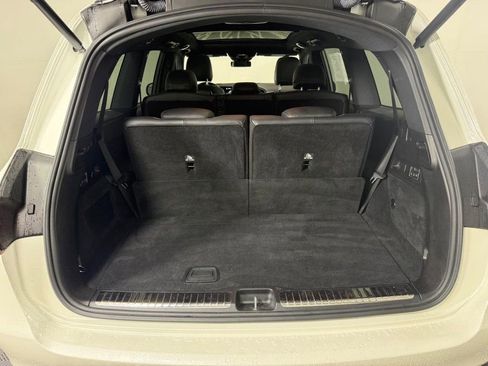 Used 2022 Mercedes-Benz GLS 580 4MATIC image 7