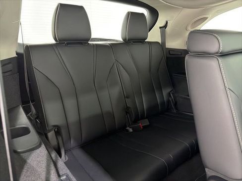 Certified 2023 Acura MDX SH-AWD w/ Advance Package image 26