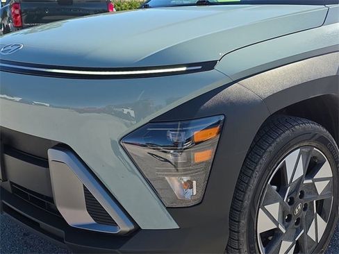 Used 2024 Hyundai Kona SEL image 7