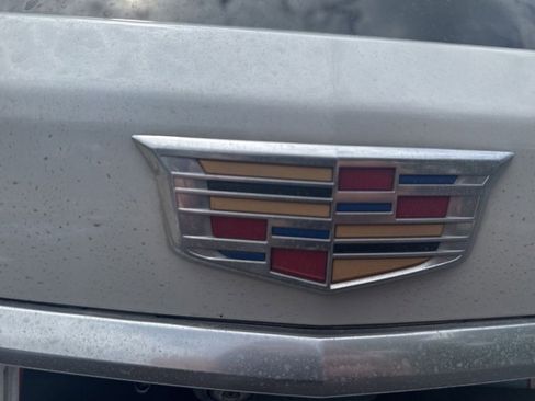 Used 2025 Cadillac XT5 Premium Luxury w/ Technology Package AWD/4WD image 11