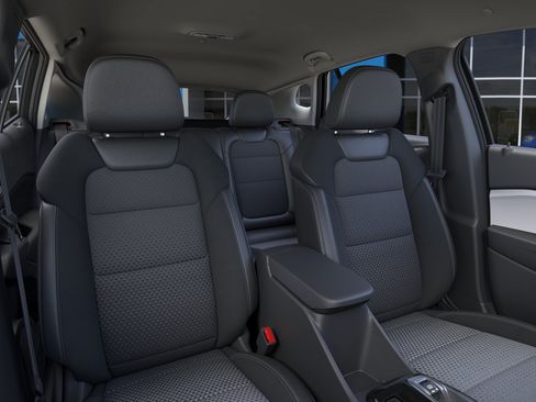 New 2026 Chevrolet Trax LT w/ Driver Confidence Package FWD image 18