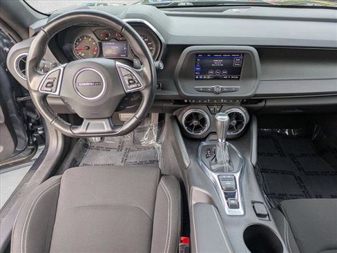 Used 2020 Chevrolet Camaro LT image 21