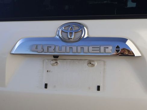 Used 2022 Toyota 4Runner Limited image 15