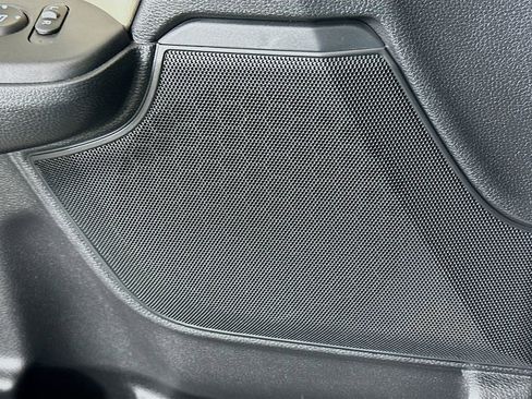 Used 2022 Honda CR-V Touring image 18