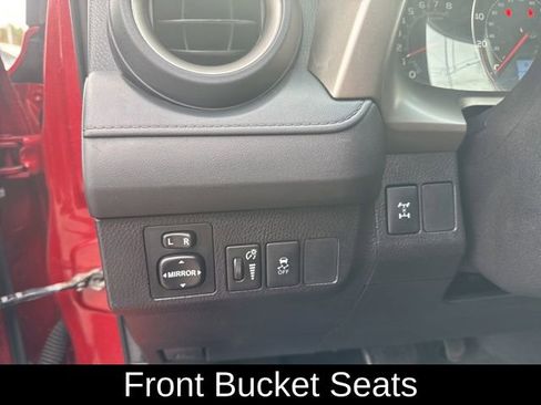Used 2015 Toyota RAV4 LE image 17