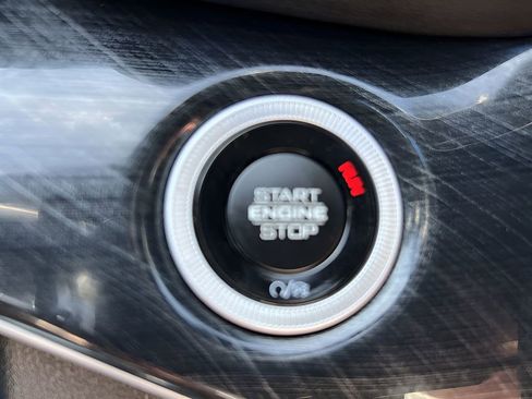 Used 2022 Jeep Grand Cherokee Trailhawk image 17