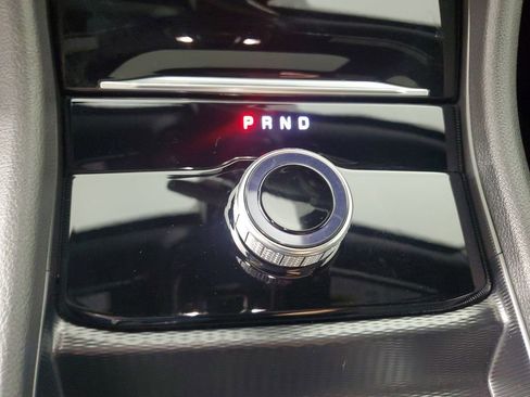 Used 2025 Jeep Grand Cherokee Laredo X image 19