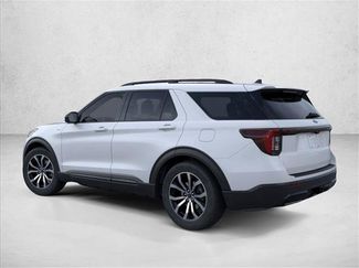 New 2026 Ford Explorer ST-Line AWD/4WD video 4