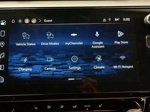 New 2027 Chevrolet Bolt LT w/ Comfort Package FWD image 27