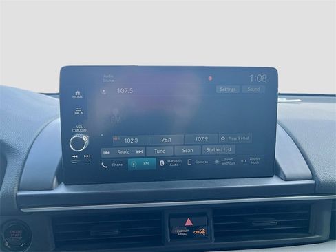 Used 2025 Honda Pilot EX-L image 14