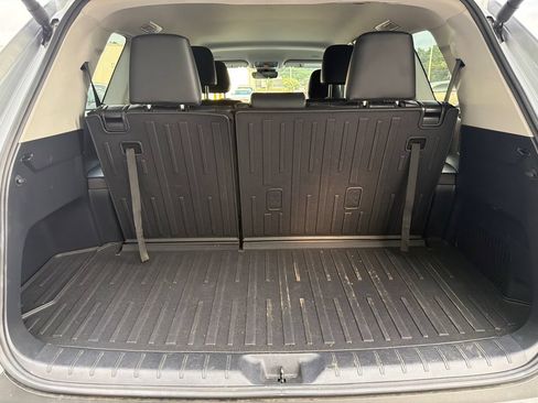 Used 2025 Toyota Grand Highlander FWD image 22