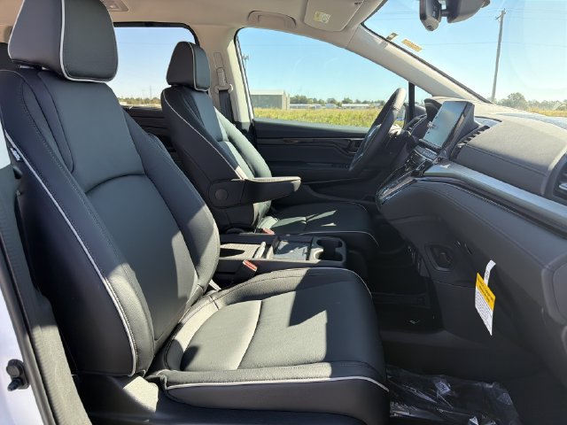 New 2027 Honda Odyssey Touring image 14