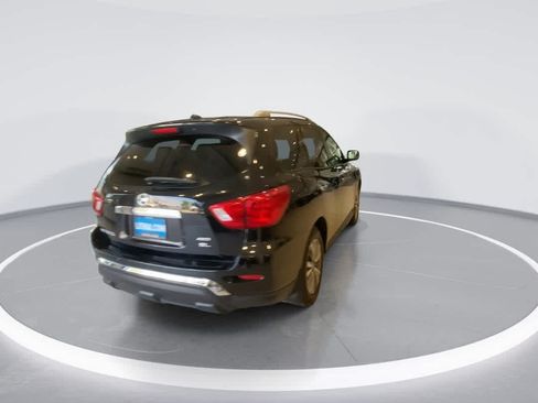 Used 2019 Nissan Pathfinder SL AWD/4WD image 8