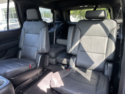 Used 2024 Chevrolet Tahoe LT AWD/4WD image 16