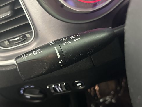 Used 2019 Dodge Charger SXT image 29