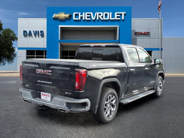Used 2024 GMC Sierra 1500 SLT w/ SLT Premium Plus Package AWD/4WD image 3