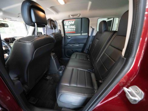 Used 2014 Jeep Patriot Limited FWD image 23