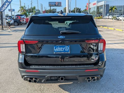 Used 2025 Ford Explorer ST RWD image 5