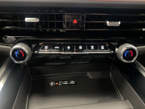 New 2026 Chevrolet Suburban RST image 26