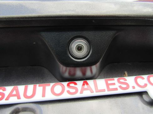 Used 2014 Jeep Grand Cherokee SRT image 19