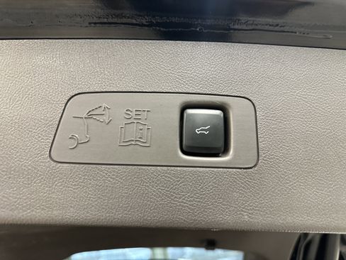 Used 2021 Lincoln Corsair AWD image 24